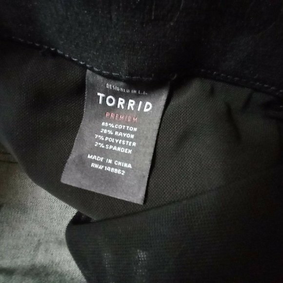 Torrid Premium Bombshell Skinny Stretch Jeans Plus Size 24 - Picture 5 of 12